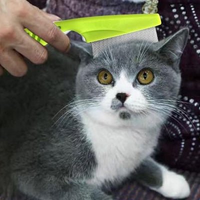 Brosse Chat - CatSheddingHairComb™ - Vert - Besoin de chat